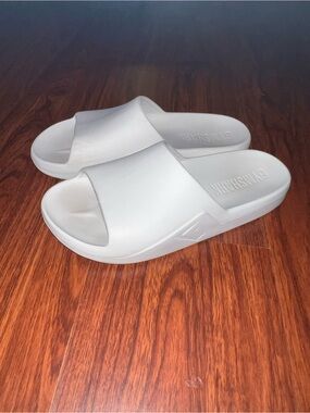 Gymshark White Slide Sandals